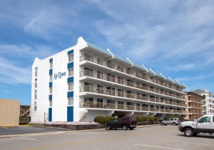 lelisa106-4983-exterior.jpg