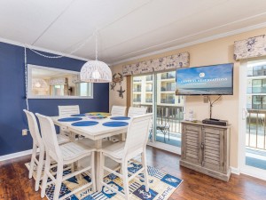 lelisa106-5diningarea.jpg