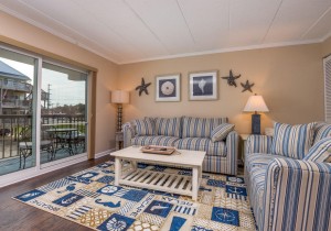 lelisa106-living-area.jpg
