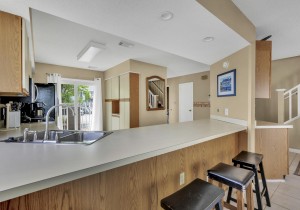 harborisland79j-16-kitchen.jpg
