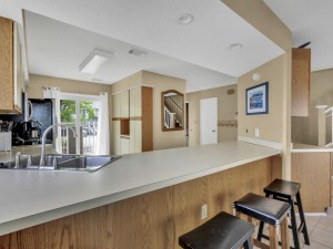 harborisland79j-16-kitchen.jpg