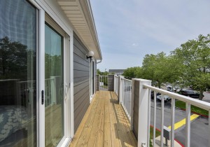 harborisland79j-28-balcony.jpg