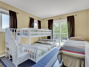 harborisland79j-32-bedroom-3.jpg