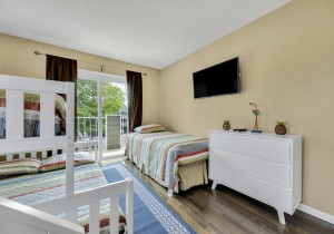 harborisland79j-33-bedroom-3.jpg