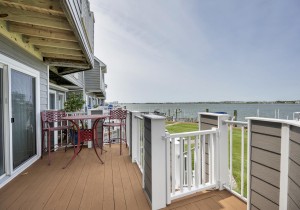 harborisland79j-5-bal.jpg