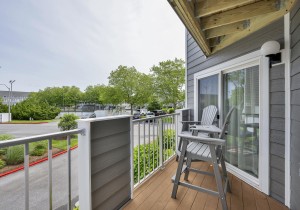 harborisland79j-6-bal.jpg