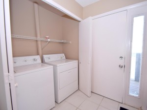 harbour-island-79j-laundry-owner.jpg
