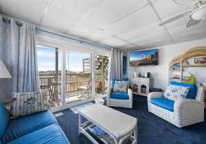 oceannorth3-12-living-area.jpg