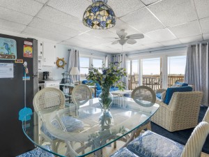 oceannorth3-13-dining-area.jpg