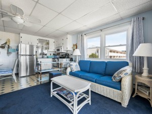 oceannorth3-18-living.jpg
