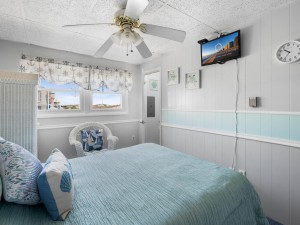 oceannorth3-20-bedroom-1.jpg