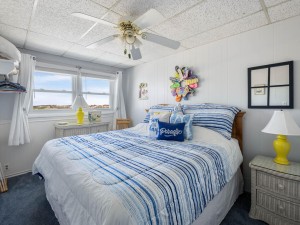 oceannorth3-23-bedroom-2.jpg