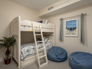 gateway1409-15-bedroom-3.jpg