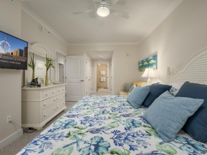 gateway1409-20-primary-bedroom.jpg