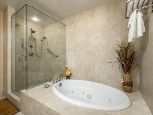 gateway1409-22-primary-bath.jpg