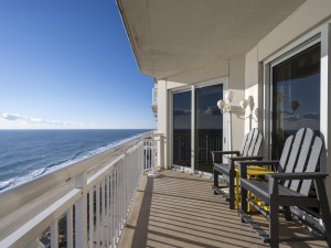 gateway1409-4-balcony-south.jpg