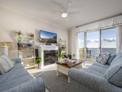 gateway1409-6-living-area.jpg