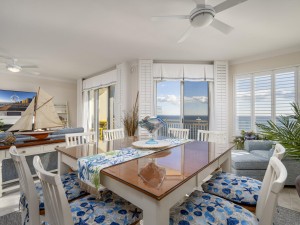 gateway1409-7-dining.jpg