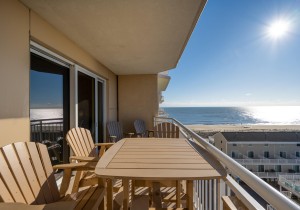 gateway602-5-new-balcony.jpg