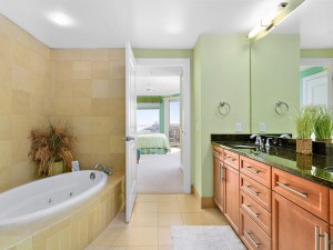 16masterbathgw1105.jpg