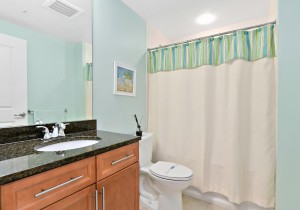 20bathroom2.jpg