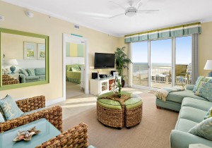 3livingarea1105.jpg