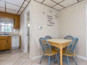 windjammer109-6dining.jpg