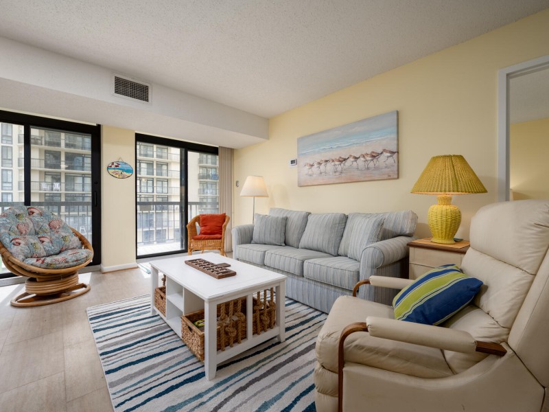 braemar412-6-living-area.jpg