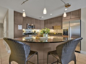 gateway1611-11-kitchen.jpg