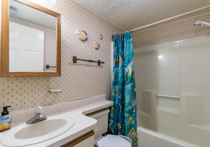 tiffaniebythesea219d-8337bath2.jpg
