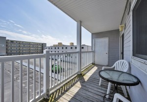 tiffbysea219d-11-balcony.jpg