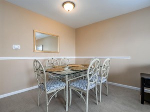 sunsetsouth2-5dining.jpg