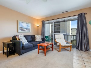 sunsetsouth2-7livingarea.jpg