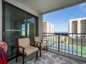 excalibur203-2-balcony.jpg