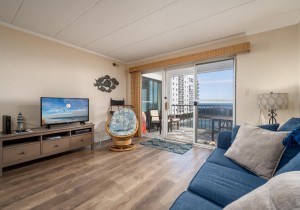 excalibur203-7-living-area.jpg