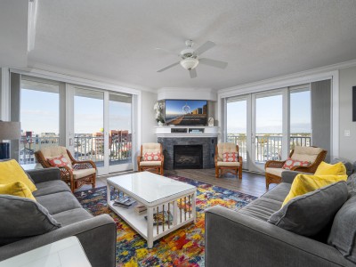 southbeach509-16-living-area.jpg