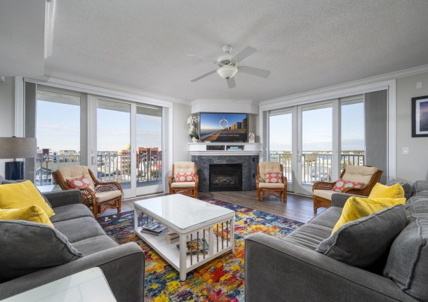 southbeach509-16-living-area.jpg