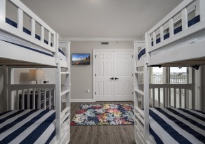 southbeach509-32-bedroom-4.jpg