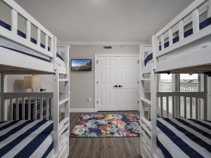 southbeach509-32-bedroom-4.jpg