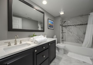 southbeach509-35-bath-3.jpg