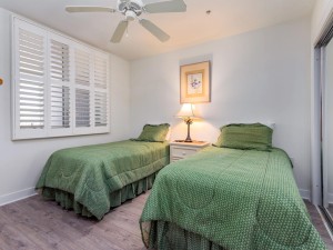 southbay102-bedroom3.jpg