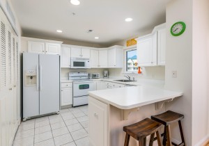 princessirene302-9kitchen.jpg