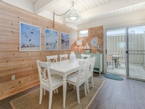 13summerplace8diningarea.jpg
