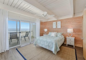14summerplace8bedroom1.jpg
