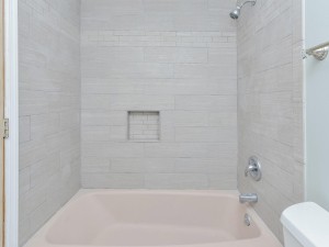 21bath.jpg