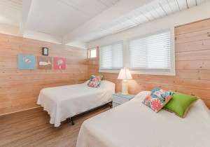 22summerplace8bedroom2.jpg
