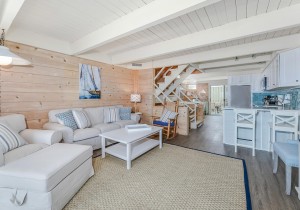 6summerplace8livingarea.jpg