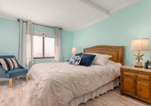 waikiki103-1bedroom1.jpg