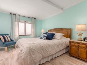 waikiki103-1bedroom1.jpg