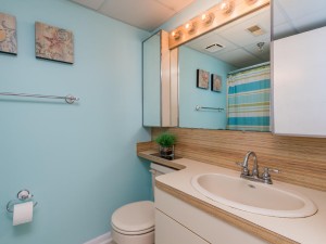 waikiki103-3bath1.jpg